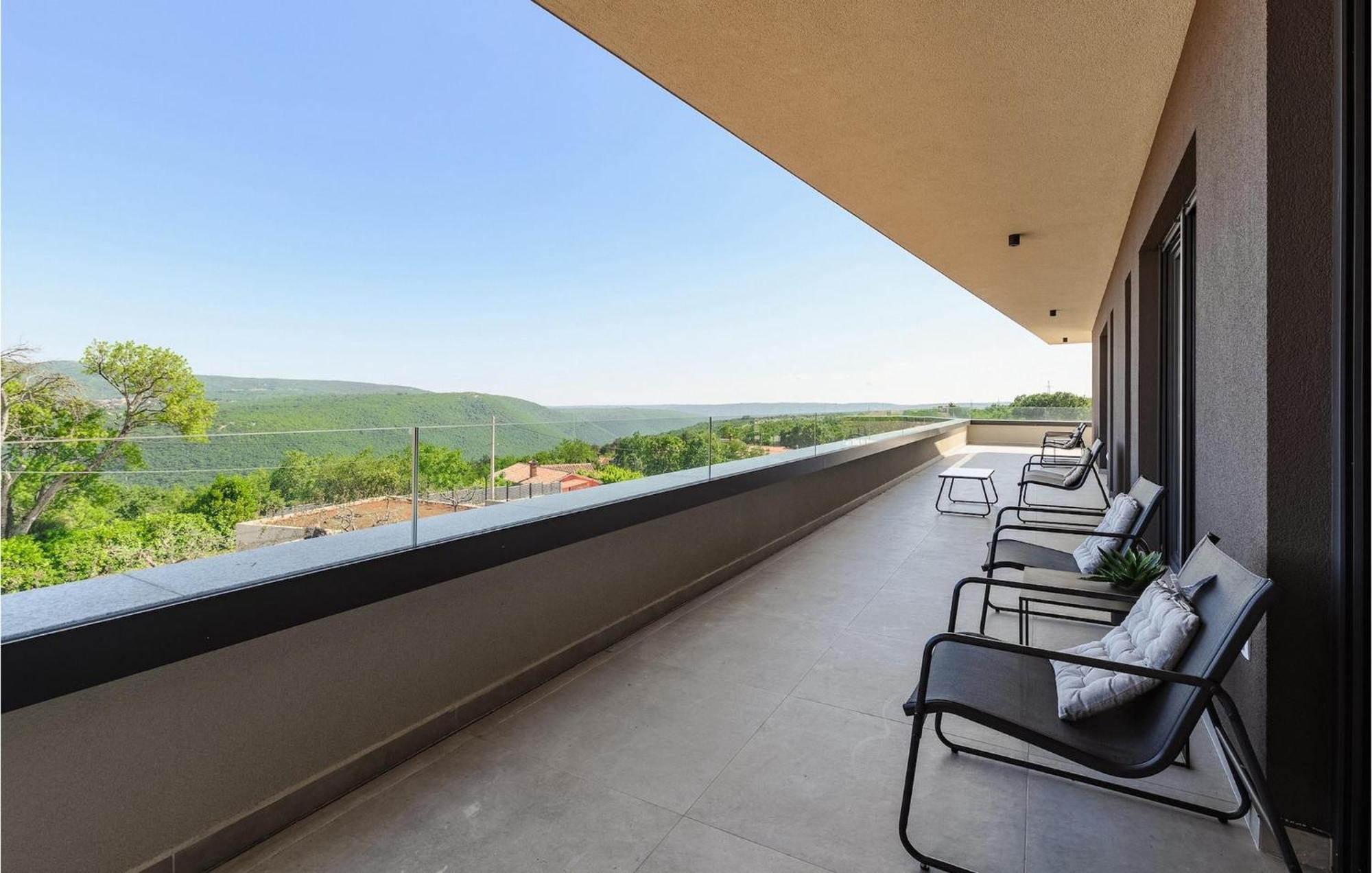 Villa De La Vie Rasa Exterior photo